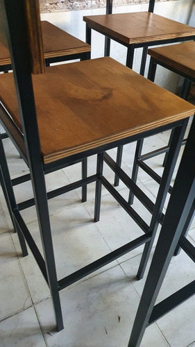 Imagen 4 de 8 de Mesa Barra Apoyo 120x60 + 4 Taburetes Respaldo Industrial