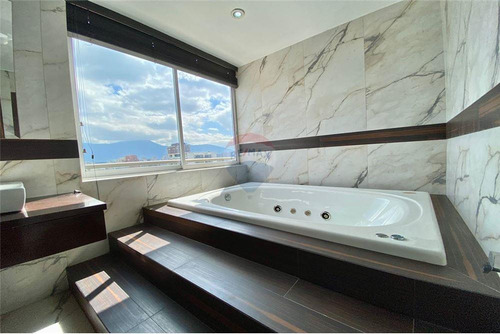 Exclusivo Depto. Triplex Vista Panorámica, Málaga