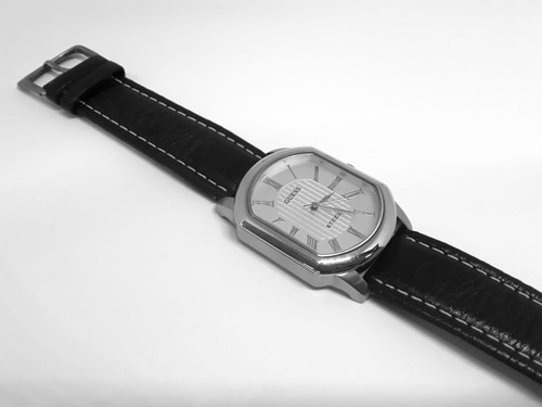 Relógio Guess G80194g Original Usado Pulseira De Couro