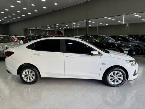 Chevrolet Onix plus 1.0 Lt 4p