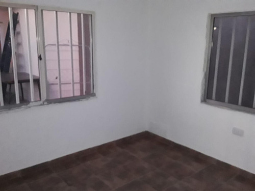 Imagen 7 de 8 de Excelente Casa En El Centro De La Ciudad De Sauce Viejo