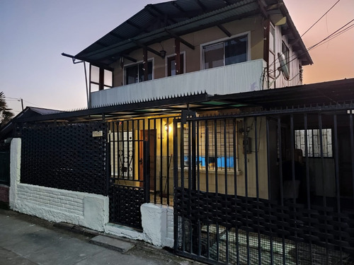 Oportunidad Casa Grande En Venta 4d 1b Cerca Muni Colina