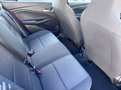 Chevrolet Onix 1.3 Lt Mt