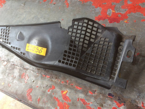 Tolva Wipers Renault Logan 8200599973 32056 (Usado)