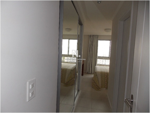 Ocean Drive Ii Piso Alto. Vende Alquila- Ref: 127