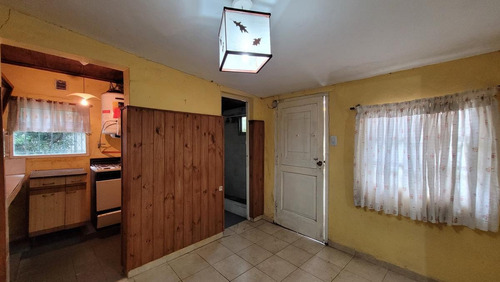 Imagen 21 de 23 de Venta - Casa Cuatro Ambientes Con Garaje Y Departamento - Irala 6071