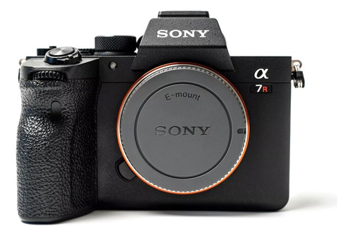 Sony Alpha 7r Iv + Grip (mk-a7r Iv Pro) + (speedlite Mk320) Preto (Usado)
