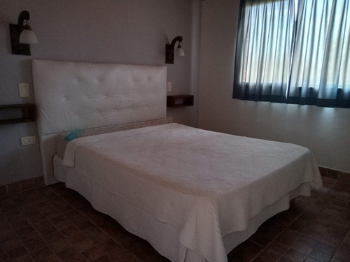 Imagen 3 de 21 de Cabañas Lobos Altos De La Laguna (solo Para Mayores)