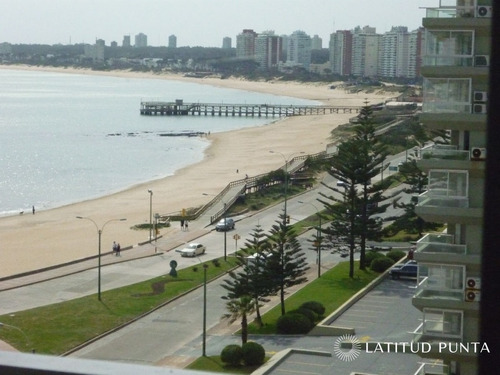 Apartamento Frente Al Mar- Ref: 934