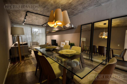 Venta Departamento 3 Ambientes Coghlan Con Balcón