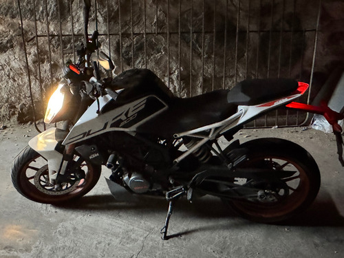 Ktm Duke 200 Ng Abs Modelo 2023 Adquirida 0km En 2024