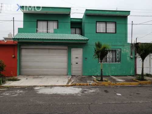 Imagen 1 de 14 de Venta De Casa En Col Ruiz Cortines, Veracruz, Veracruz