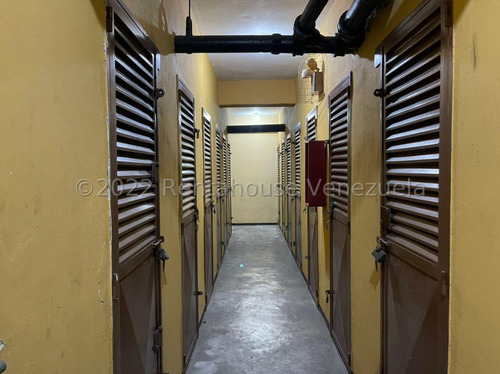 Espectacular Apartamento En Cerro Verde Y 24-23759