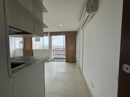 Se Alquila Amplio Apartamento Con Aire En Bochalema Central
