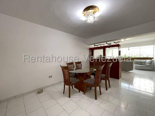 Excelente Apartamento En Venta En San Agustín Cerca De Maracay Excelente Zona Amplio Cómodo Y Seguros Nela 25-9386