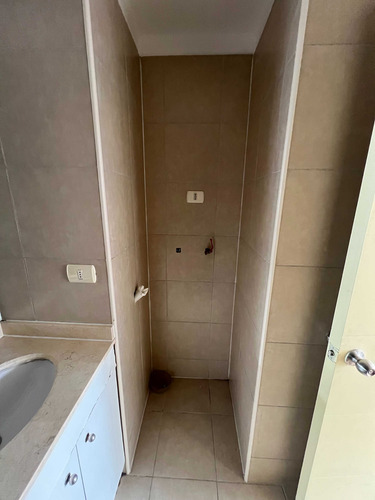Excelente Departamento Alonso Ovalle (26959)