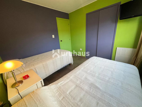 Apartamento 2 Dormitorios Con Terraza Cerrada Y Parrillero