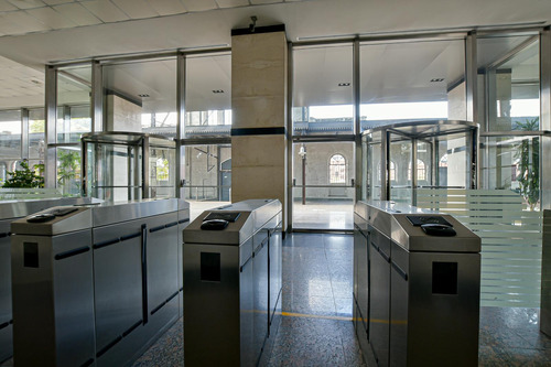 Edificio De Oficinas