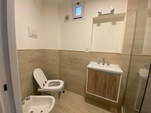Departamento En Retiro Juncal 600
