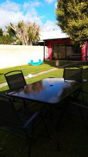 Imagen 3 de 19 de Venta De Casa 3 Dormitorios En 49 E/ 26 Y 27, En La Plata