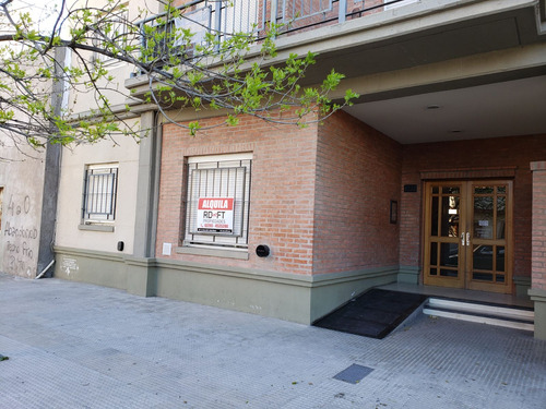 Departamento En Alquiler De 1 Dormitorio En Universitario