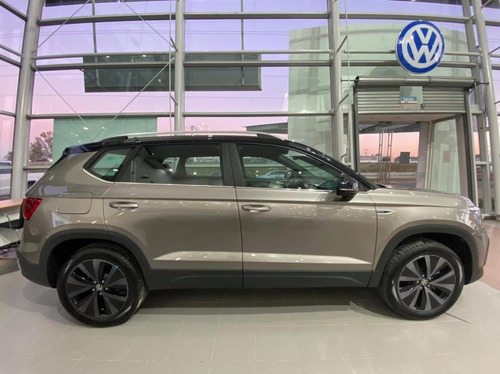 Imagen 4 de 15 de Volkswagen Taos 1.4 250 Tsi Hero Lucas Semini