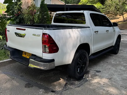 Toyota Hilux 2.4l