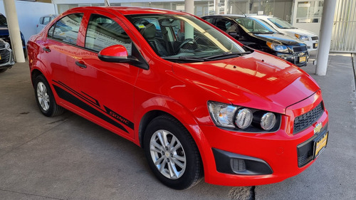 Imagen 2 de 9 de Chevrolet Sonic 2016 1.6 Ls Mt