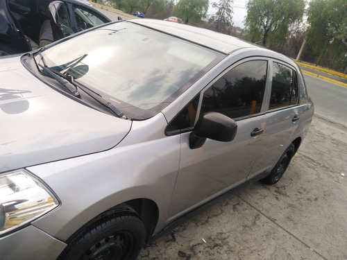 Nissan Tiida 1.8 Advance Sedan Mt