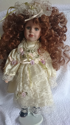 Muñeca De Porcelana Antigua (Usado)