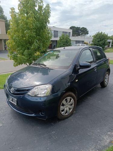 Toyota Etios 1.5 Sedan Xs