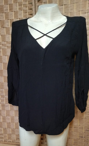 Blusa Parisien Negra Escote V Con Cintas Cruzadas Manga 3/4