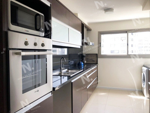 Imagen 5 de 9 de Hermoso Departamento En Venta De 2 Dormitorios. Torre Imperiale. - Punta Del Este Brava