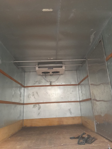 Baú Isotérmico Para Vw/ford/iveco/3/4 Ano 2022 C/máquina