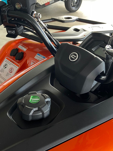 Quadriciclo Cfmoto 450l