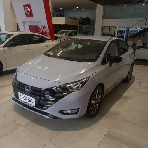 Nissan Versa 1.6 Sr Cvt