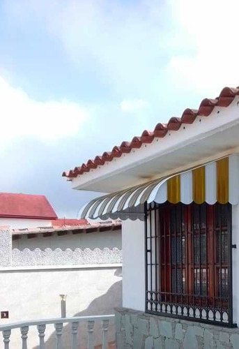 Imagen 3 de 10 de Reparacion De Rejas Y Toldos De Aluminio Ventanas Panorámica