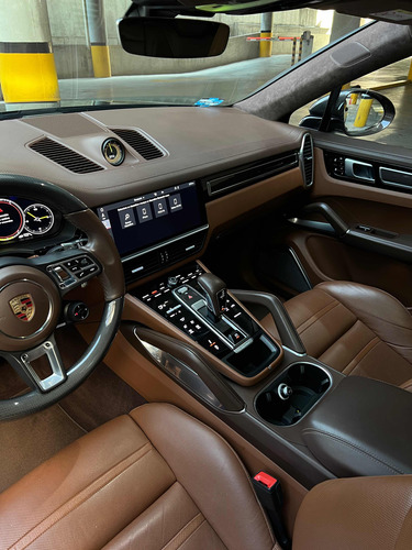 Porsche Cayenne Coupe Turbo S e hybrid
