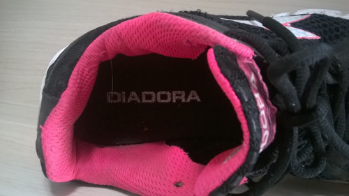 Tênis Dadora Original Importado Número 34 Em Bom Estado.