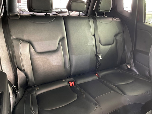 Imagem 11 de 14 de Jeep Renegade 2.0 16v Turbo Longitude 4x4 2016