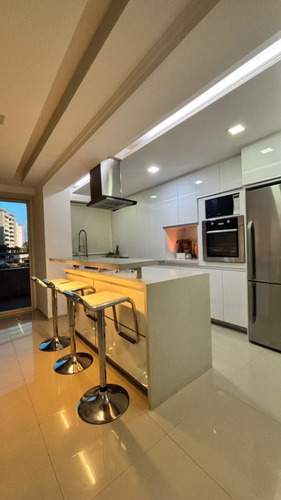 Apartamento Semi Amoblado En Residencias Frutas Condominiums, Guatire