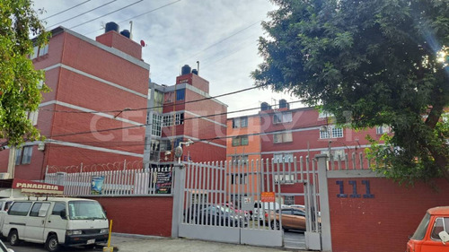 Venta De Departamento En Manuel Alvarez, Col. Juan Escutia, Iztapalapa, Cdmx.