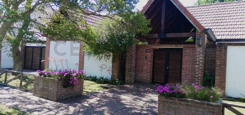 Imagen 3 de 30 de 12 Entre 495 Y 496 .casa De 3 Dormitorios En Venta Manuel Gonnet.