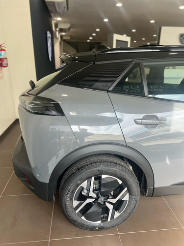 Peugeot 2008 1.0T Allure