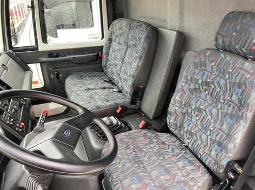 Imagem 11 de 12 de Ford Cargo 2422 8x2 Chassi Bx Km Fs Caminhoes