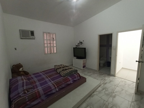 Imagen 17 de 30 de Casa En Venta En Urb. El Trigal Valencia Cod: Lemc-463