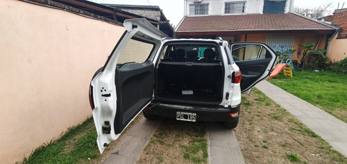 Imagen 10 de 17 de Ford Ecosport 2015 1.6 Se 110cv 4x2