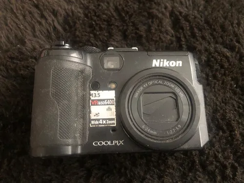 Câmera Digital Nikon Coolpix P600, 16.1 Megapixels e 60x