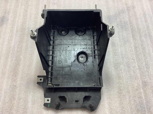 Caja Porta Batería Cx30 Mazda 2.5l 2019-2023 (Usado)
