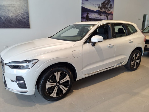 Volvo XC60 T8 Plus